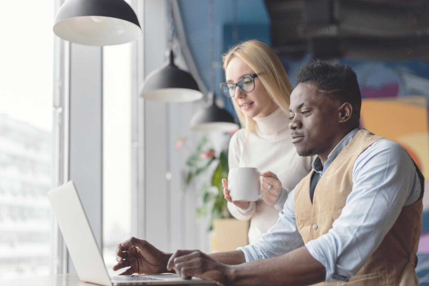 Analytischer Arbeitsplatz mit Finanzmodellen